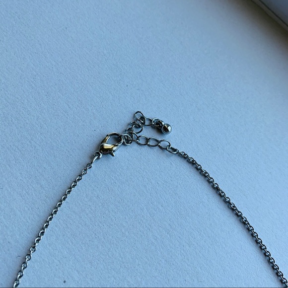 MUSTACHE NECKLACE - Picture 3 of 4